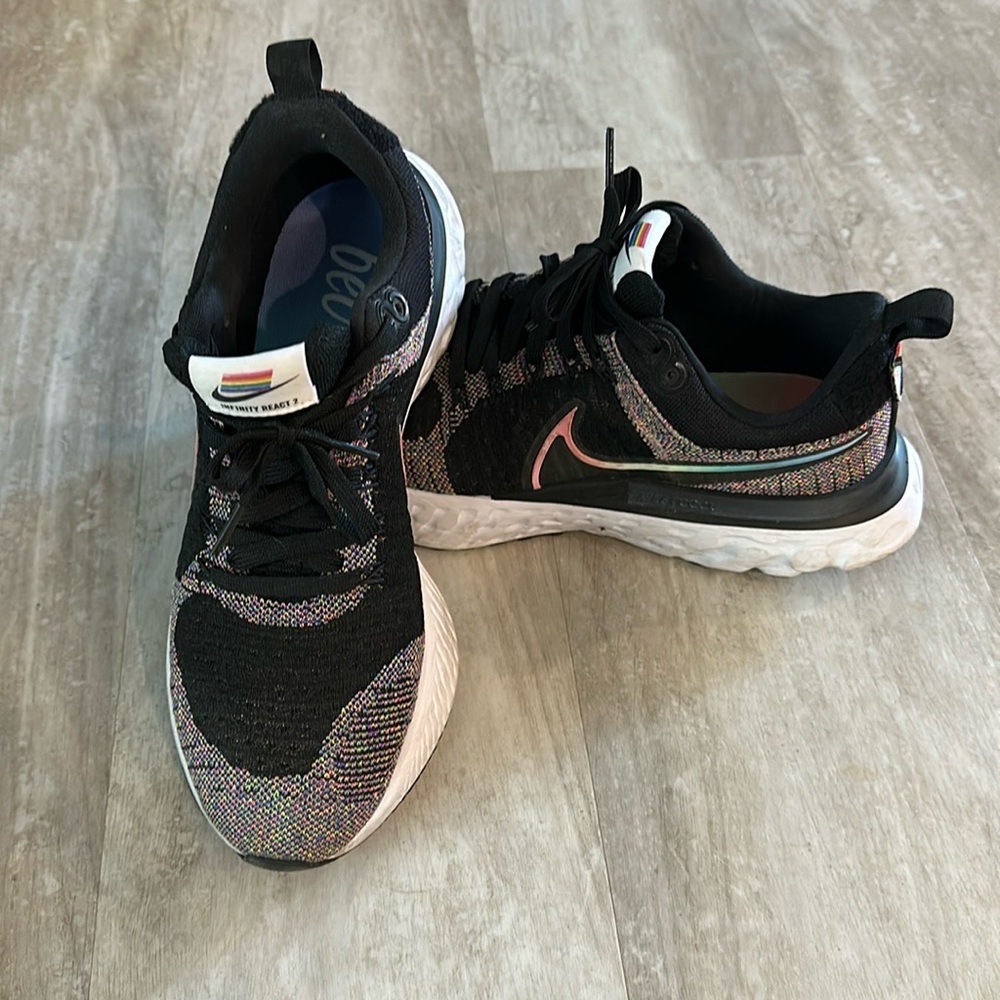 Be Tru Nike Infinity React 2 – men’s size 8 – excellent condition!